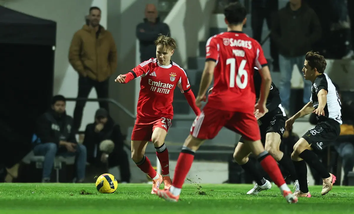 Andreas Schjelderup jogo contra o Farense na Taça de Portugal