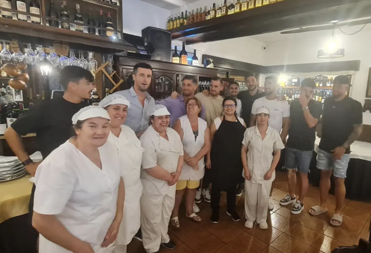 Imagem de contexto do artigo Plantel do FC Porto reunido em almoço após particular com o Petro de Luanda