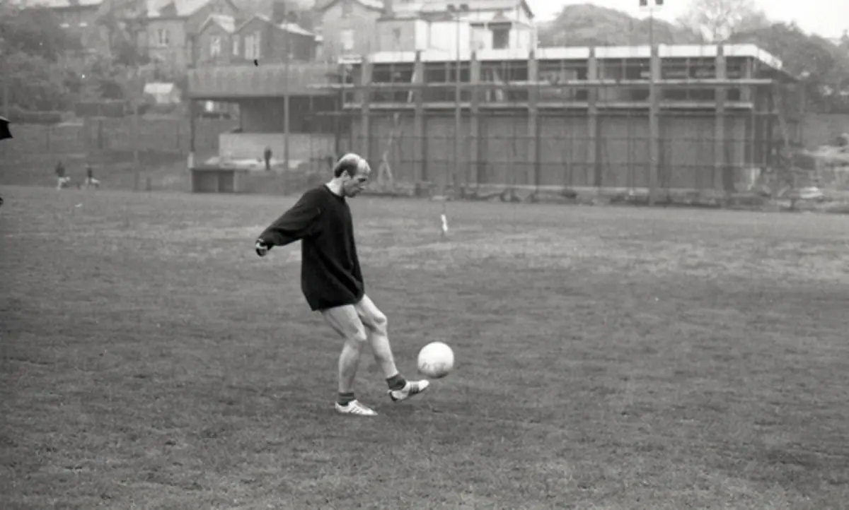 Imagem de contexto do artigo Bobby Charlton, campeão do mundo em 1966 e um dos Busby Babes