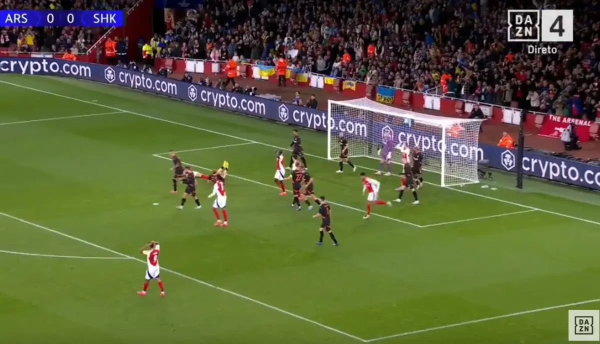Imagem de contexto do artigo Golo na própria baliza decidiu Arsenal-Shakhtar Donetsk. Veja o resumo