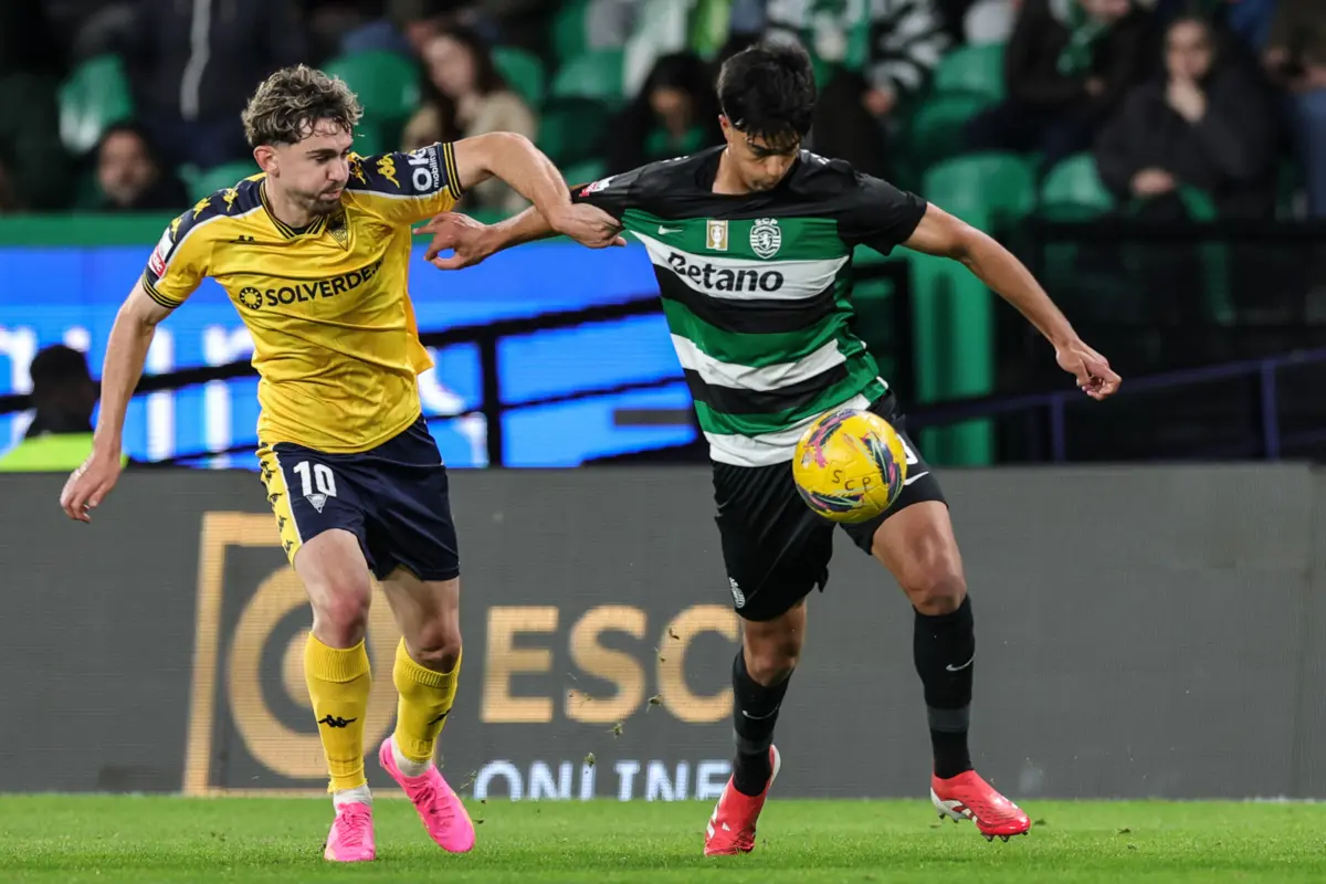 Eduardo Felicíssimo foi titular frente ao Estoril (Créditos: Lusa)