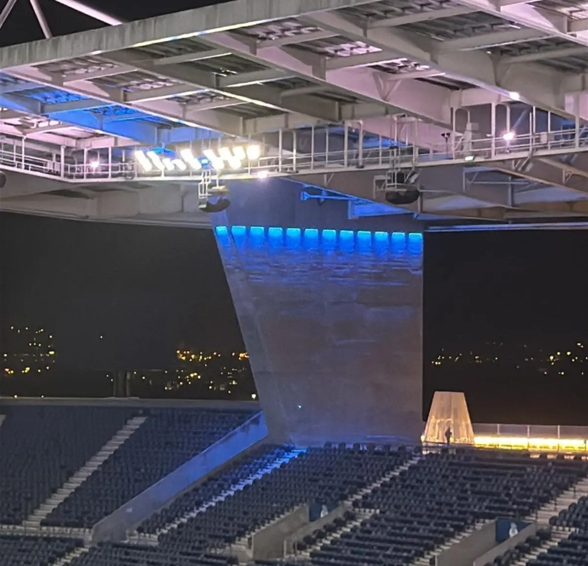 Imagem de contexto do artigo Novo sistema de luzes do Dragão arranca no domingo