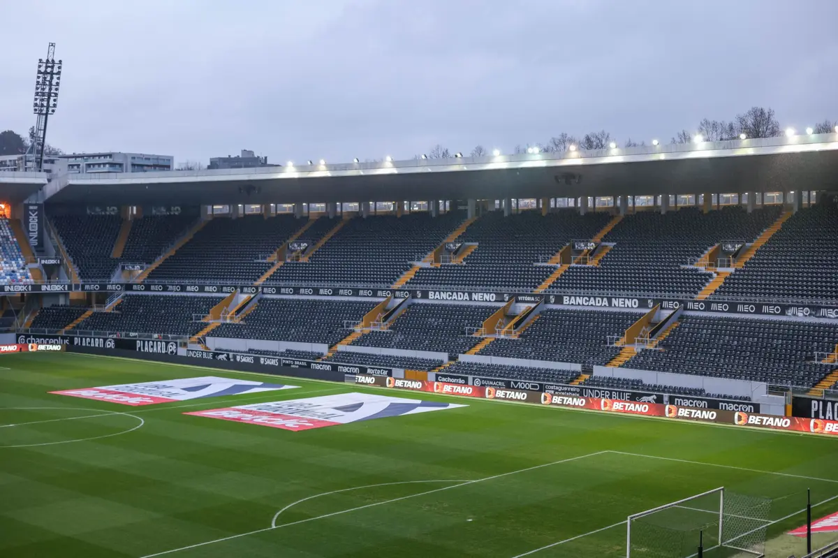 Imagem de contexto do artigo Apoiantes do Rayo Vallecano envolveram-se em confusão com adeptos do Vitória