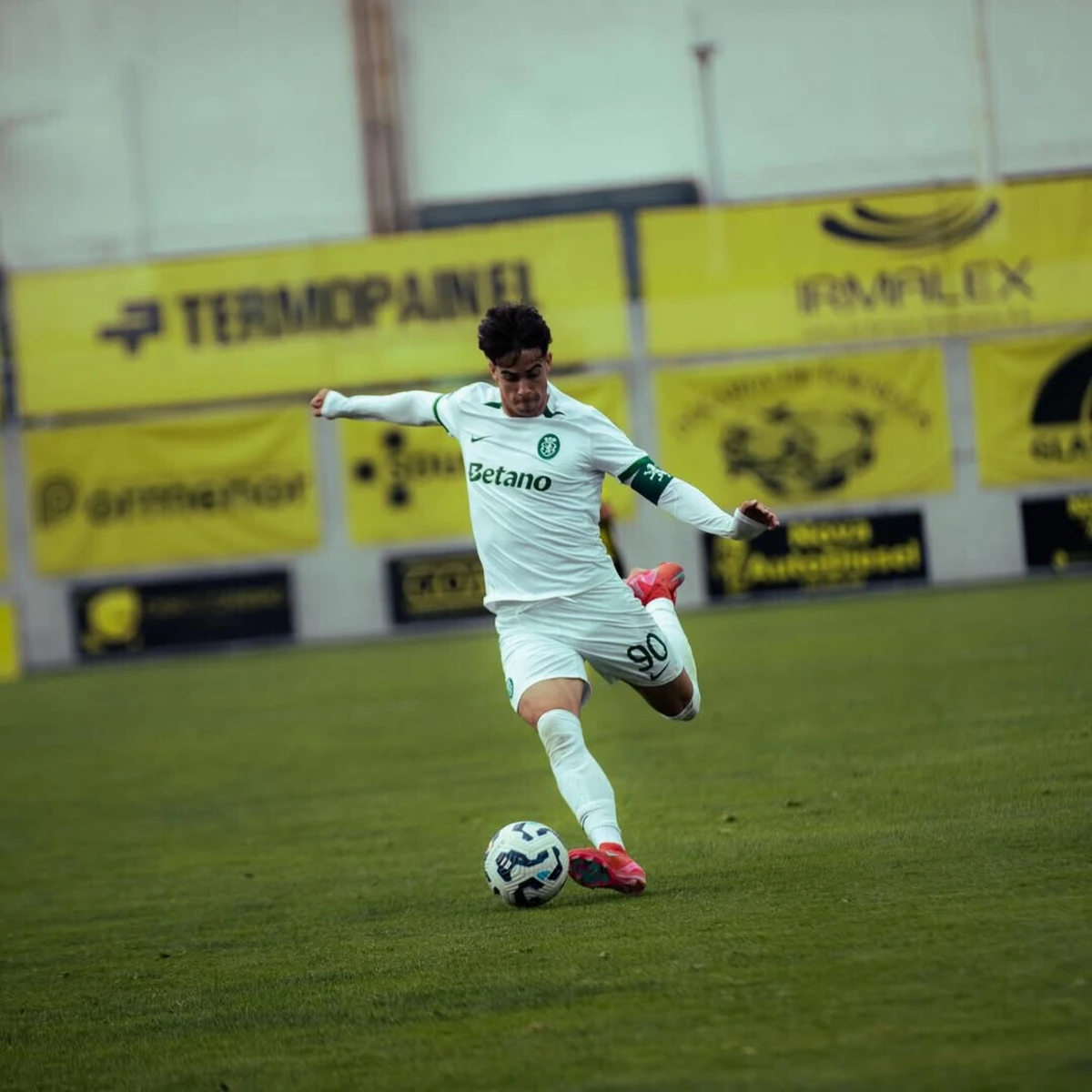 Imagem de contexto do artigo Lyon quer Afonso Moreira, mas negócio ainda não está fechado