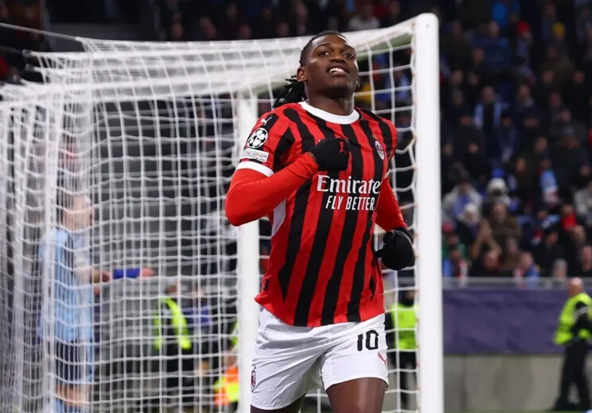 Imagem de contexto do artigo Rafael Leão entra ao intervalo e coloca o Milan em vantagem de novo. Veja o golo