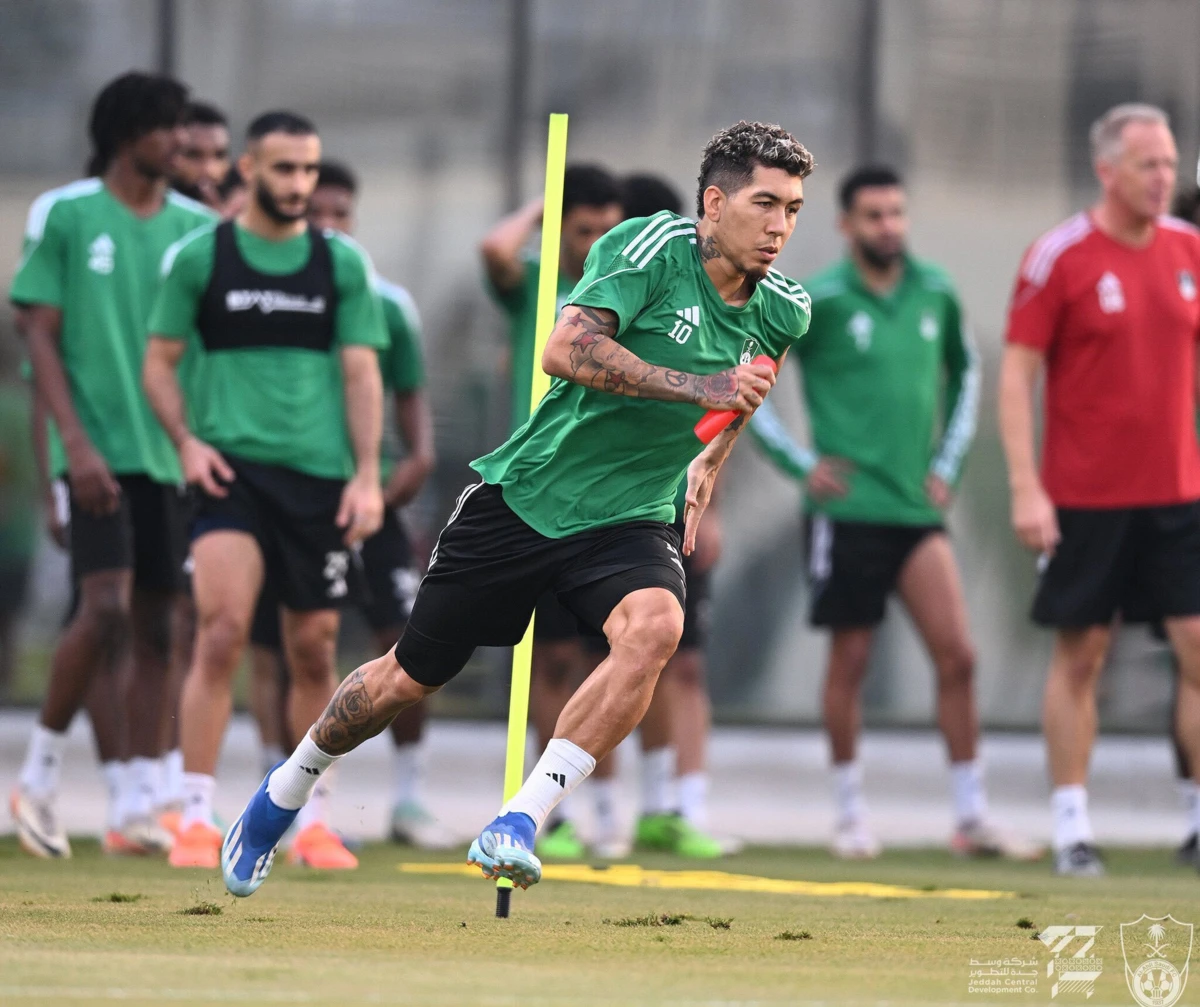 Imagem de contexto do artigo Firmino está insatisfeito e quer mudar de clube na Arábia Saudita