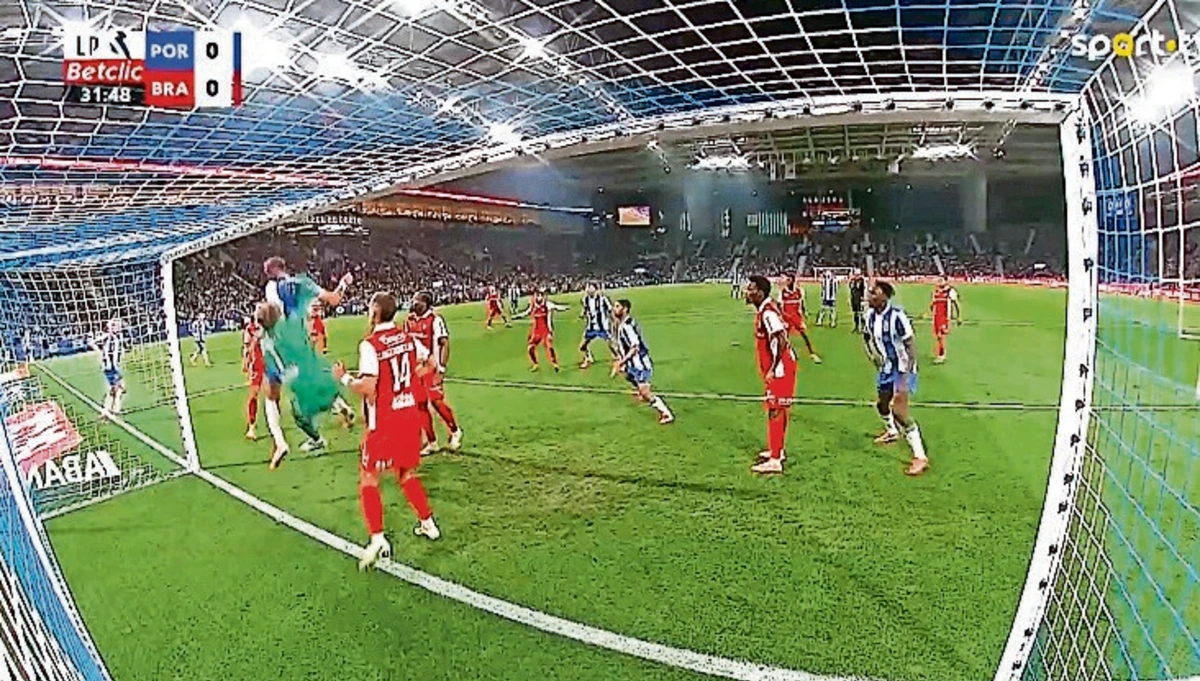 Imagem de contexto do artigo Tribunal O JOGO | Foi bem invalidado o golo aos 32 minutos do FC Porto-Braga?