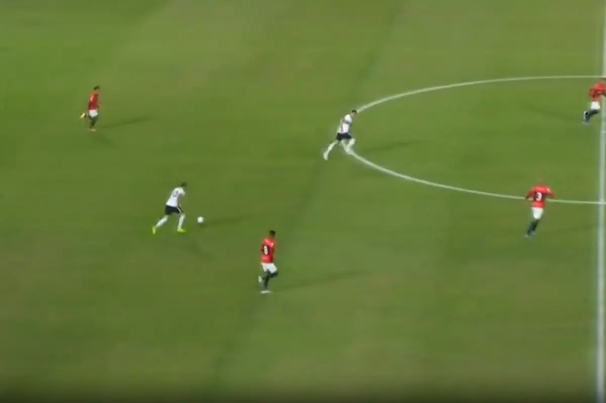 Imagem de contexto do artigo Bem antes do meio-campo: golaço na segunda divisão do Brasil