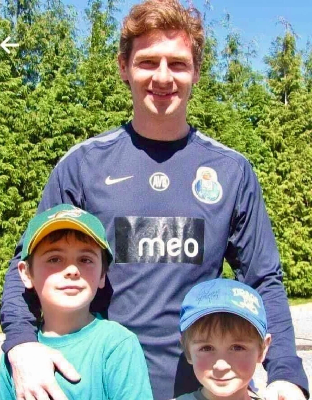 Imagem de contexto do artigo FC Porto resgata fotografia de Villas-Boas com Martim Fernandes em criança