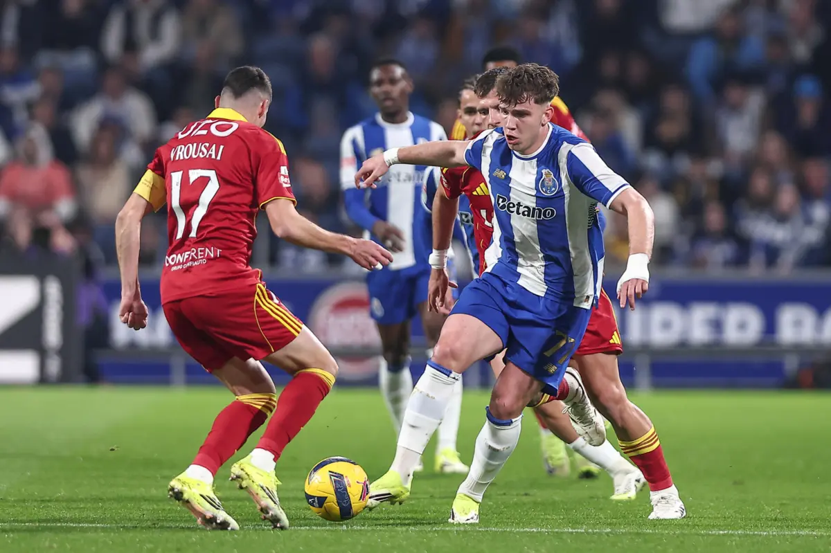 Imagem de contexto do artigo DIRETO | FC Porto-Rio Ave AO MINUTO e com relato na TSF