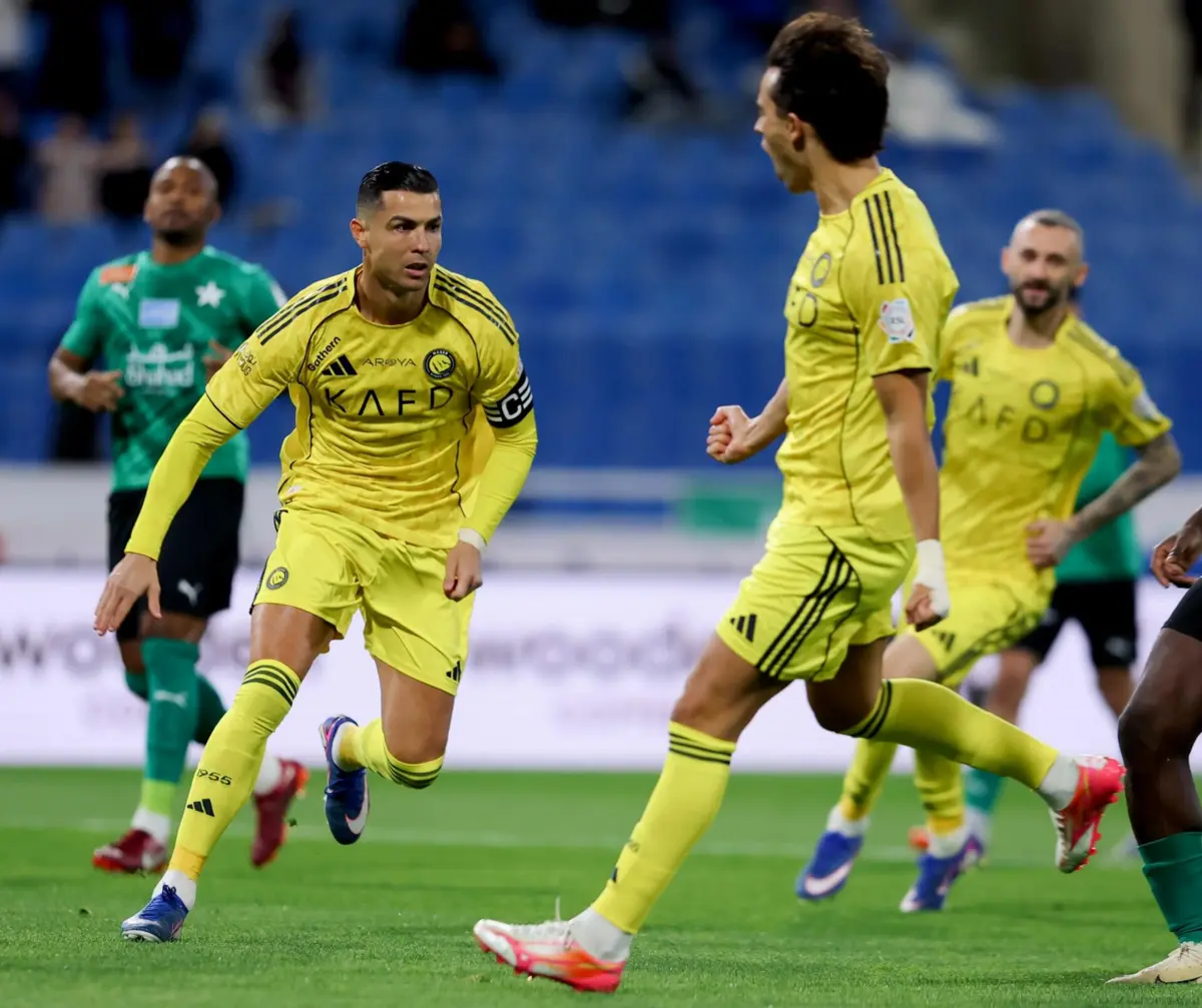 Ronaldo e João Félix (Al Nassr)