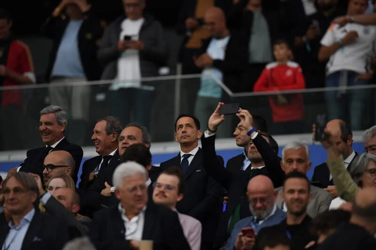 Imagem de contexto do artigo Proença em Frankfurt para acompanhar Portugal nos "oitavos" do Europeu