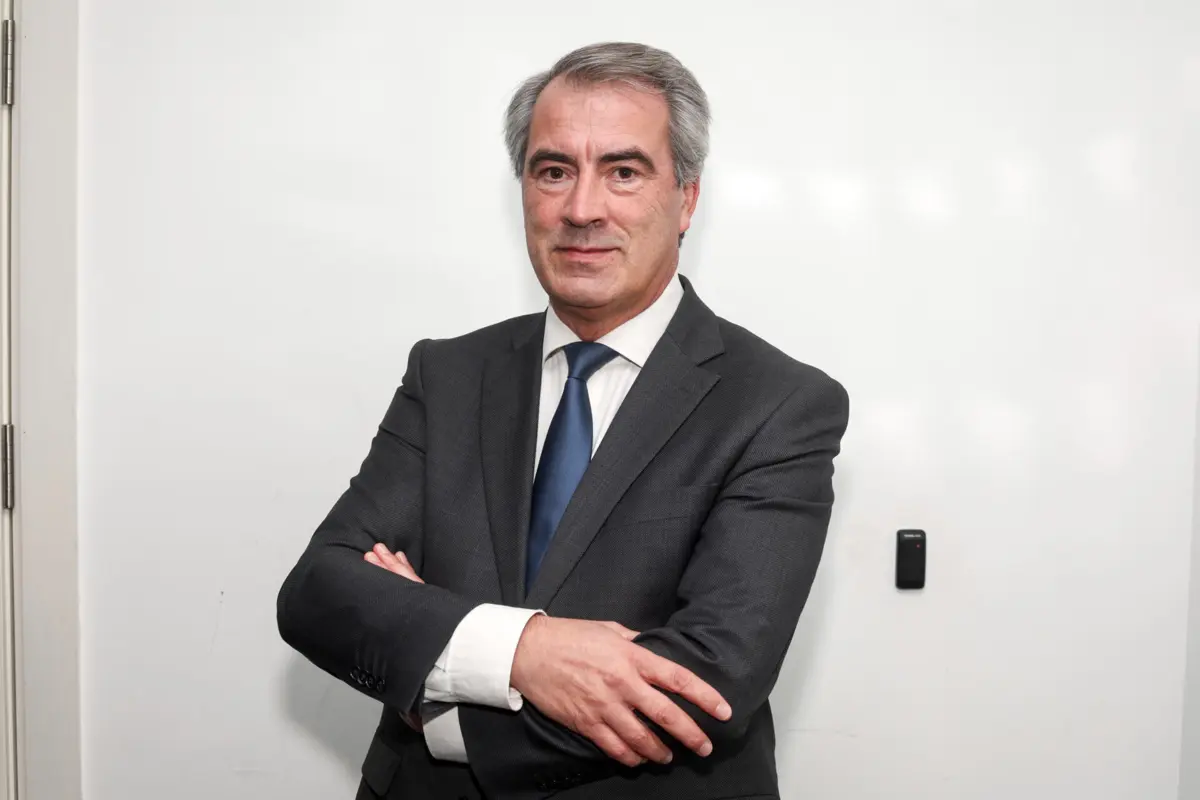 Lisboa/10/11/2025 - Esta tarde realizou-se a primeira sessão de fotos de perfil dos convidados e trabalhadores TSF/JN nos Estúdios TSF em Lisboa.
Nuno Correia da Silva
(Mário Vasa)