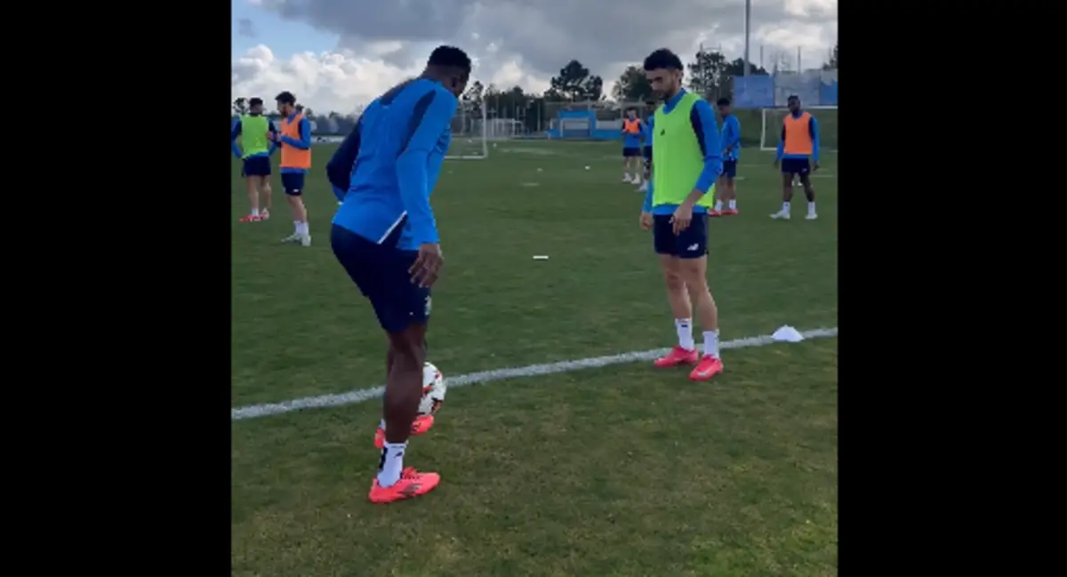 Imagem de contexto do artigo FC Porto mostrou habilidades de Zaidu e o lateral reagiu com humor