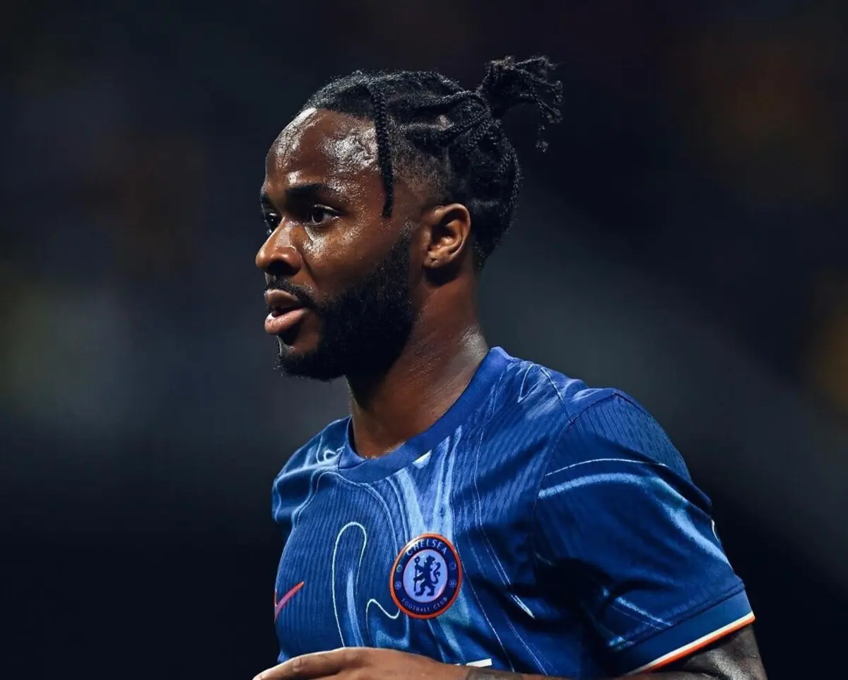 Sterling (créditos: Instagram)