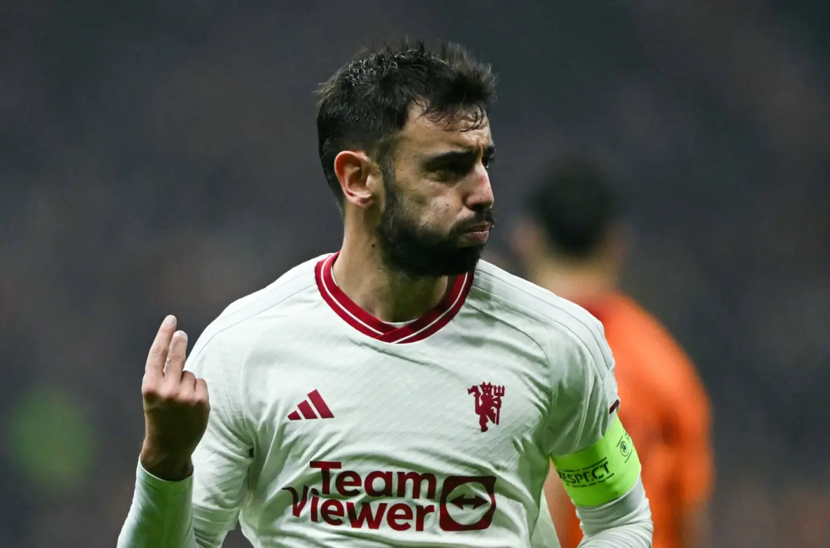 Imagem de contexto do artigo Golo de Bruno Fernandes entre os nomeados para melhor da semana na Champions