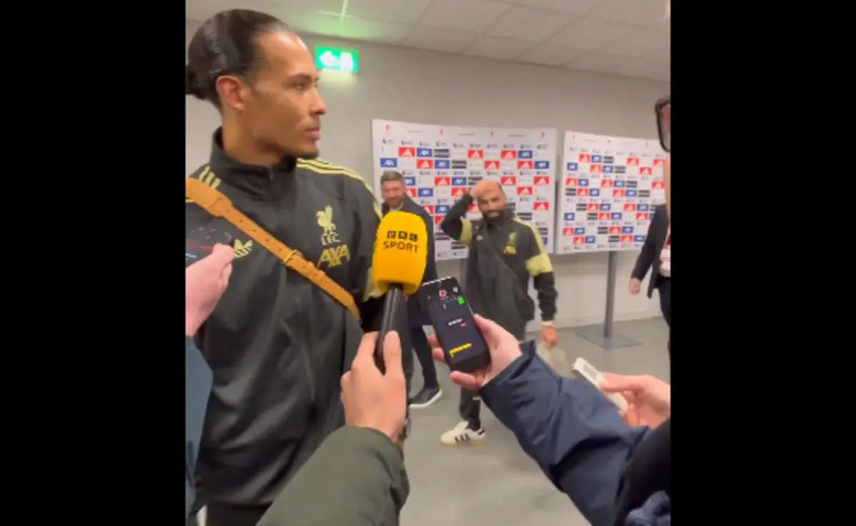 Imagem de contexto do artigo Salah voltou e não quis conversa: "Duas semanas seguidas? Não"