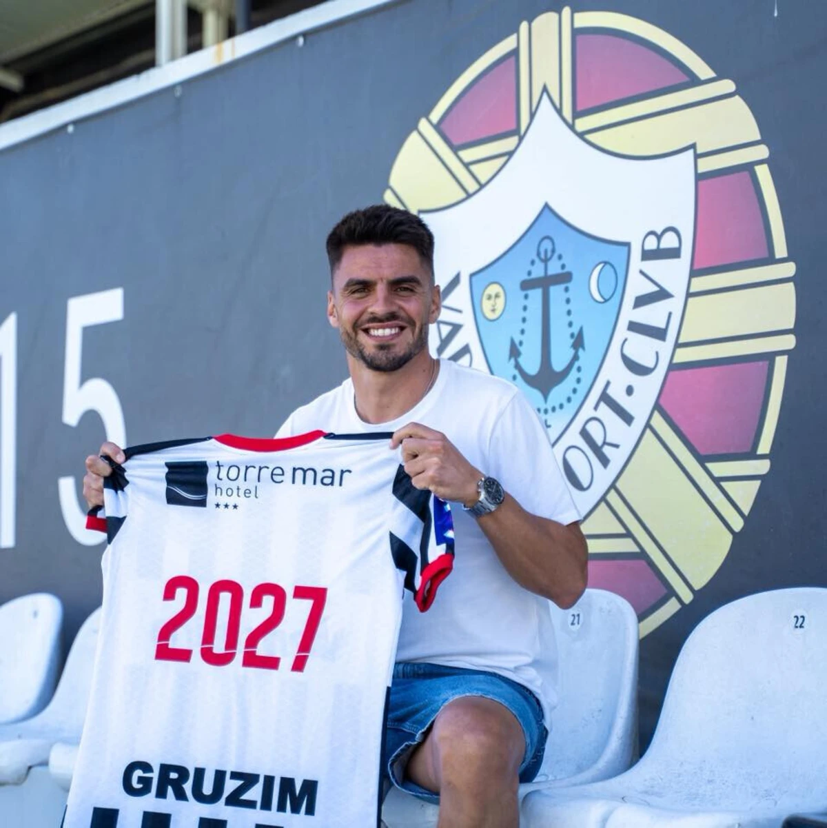 Rúben Oliveira, jogador do Varzim (créditos: Varzim/Instagram)