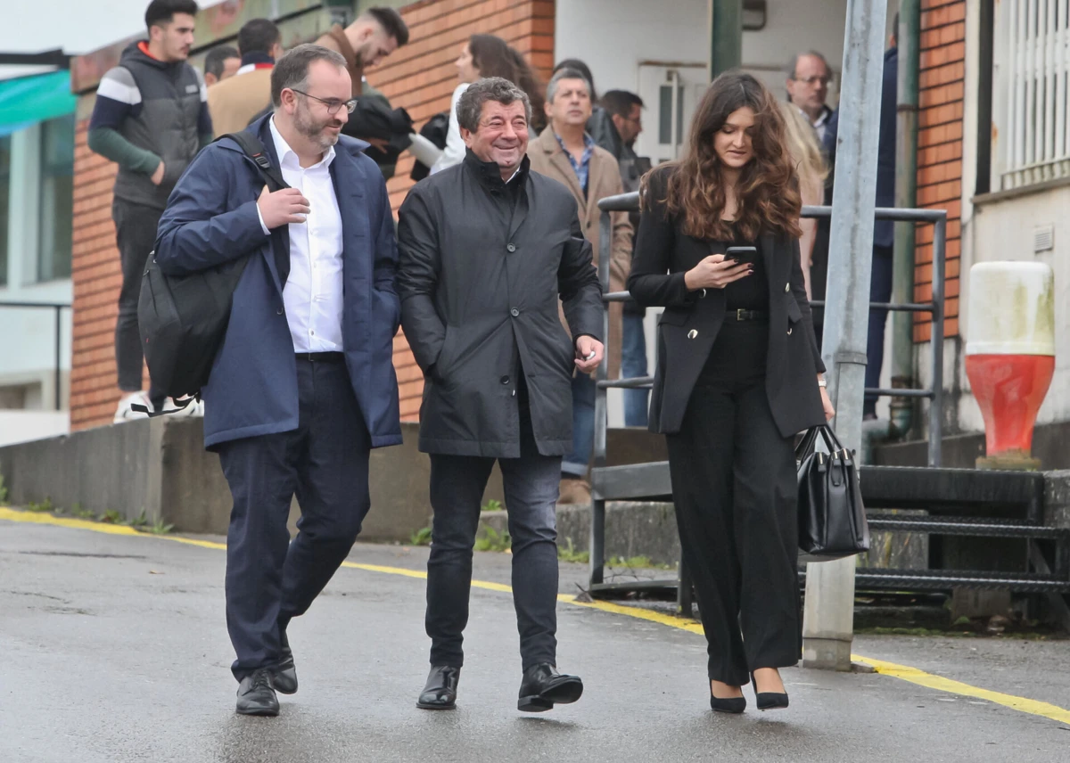 Adriano Quintanilha ao centro (Créditos: José Carmo/Global Imagens)