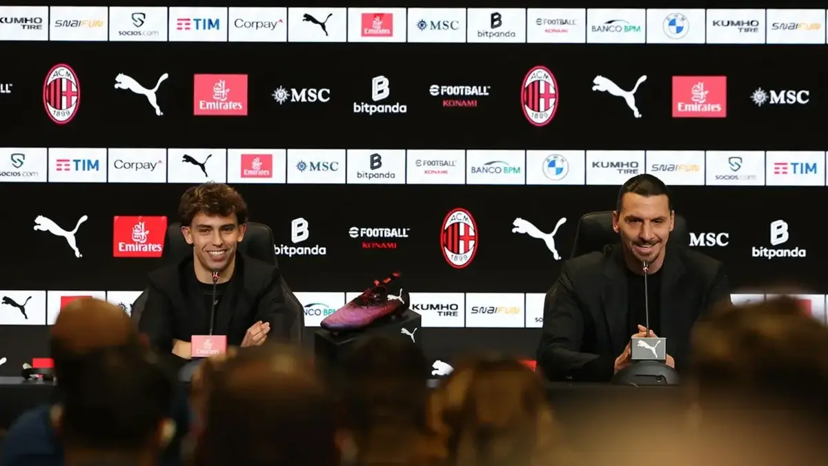 João Félix e Zlatan Ibrahimovic (Créditos: Milan)