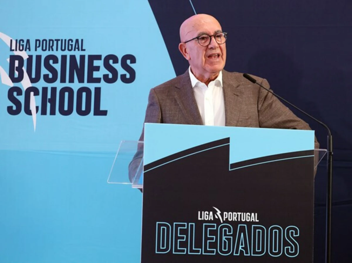 O presidente da AF Porto, José Manuel Neves