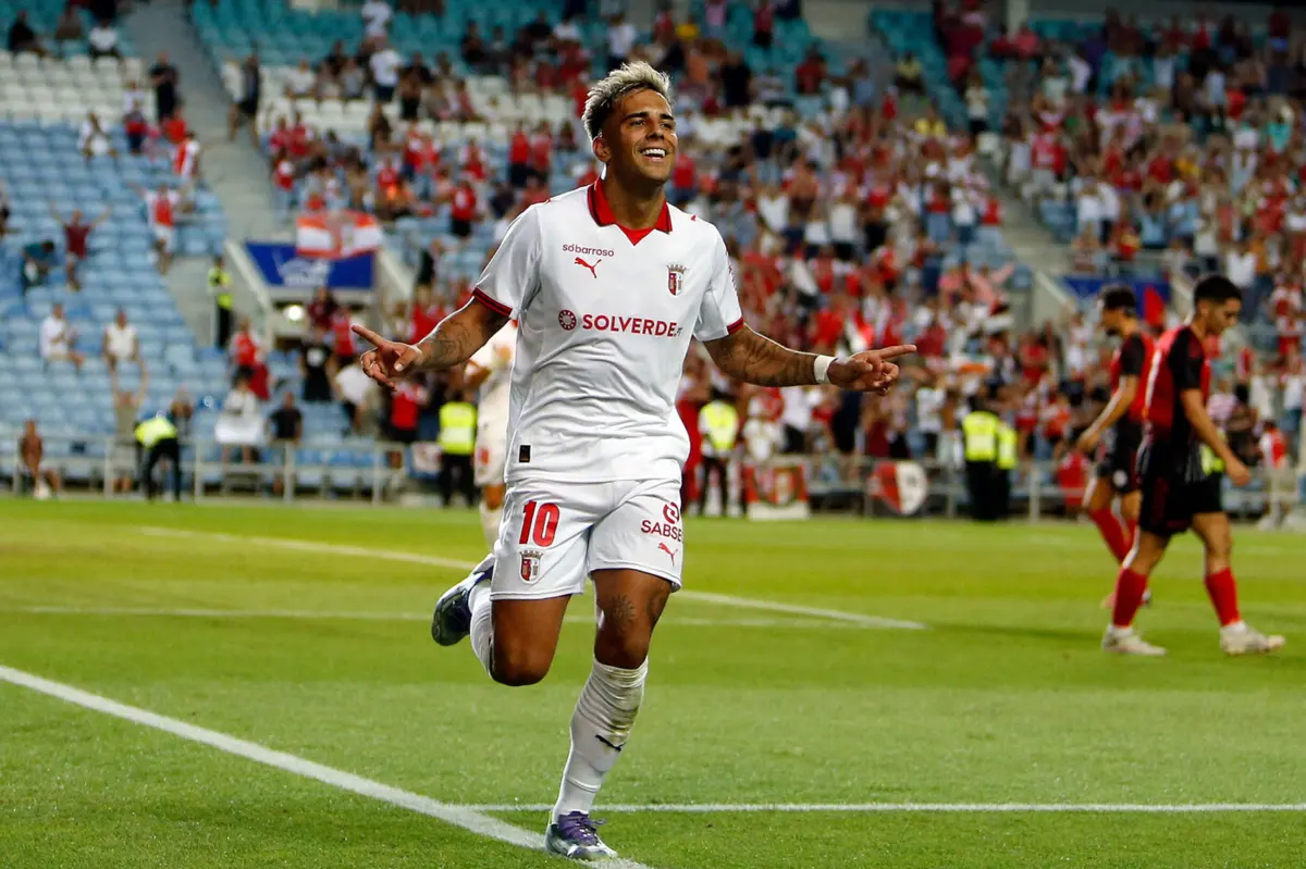 Rodrigo Zalazar marcou dois golos e fez uma assistência (Créditos: LUSA)