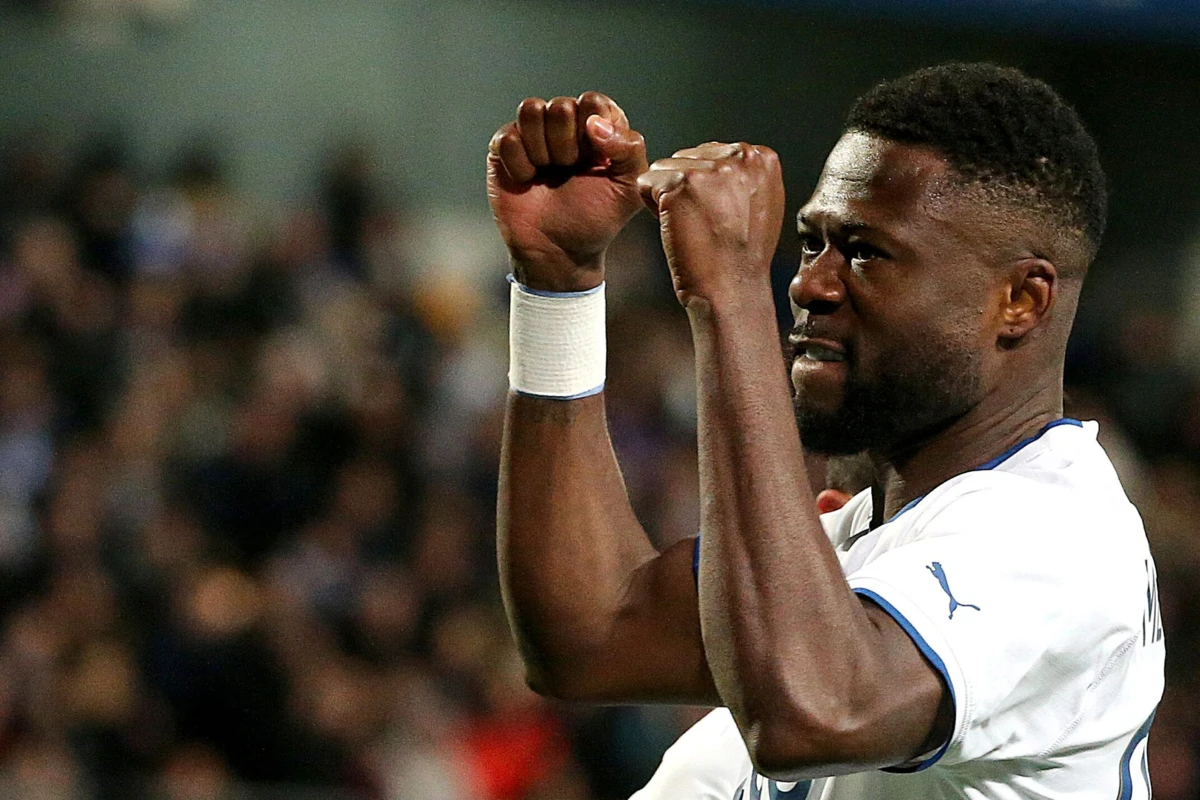 Imagem de contexto do artigo Mbemba deixa o Marselha, mas continua na liga francesa