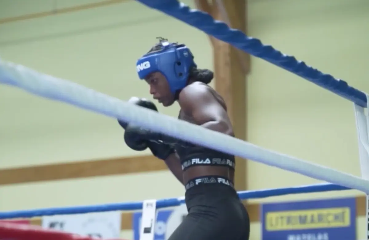 Imagem de contexto do artigo Nancy Moreira é uma mulher de luvas calçadas que se afirma no boxe de Matosinhos
