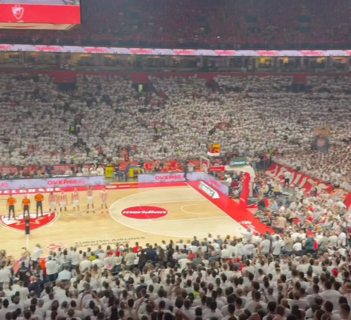 Imagem de contexto do artigo Pavilhão a abarrotar e ambiente fenomenal: um "cheirinho" do Estrela Vermelha-Partizan