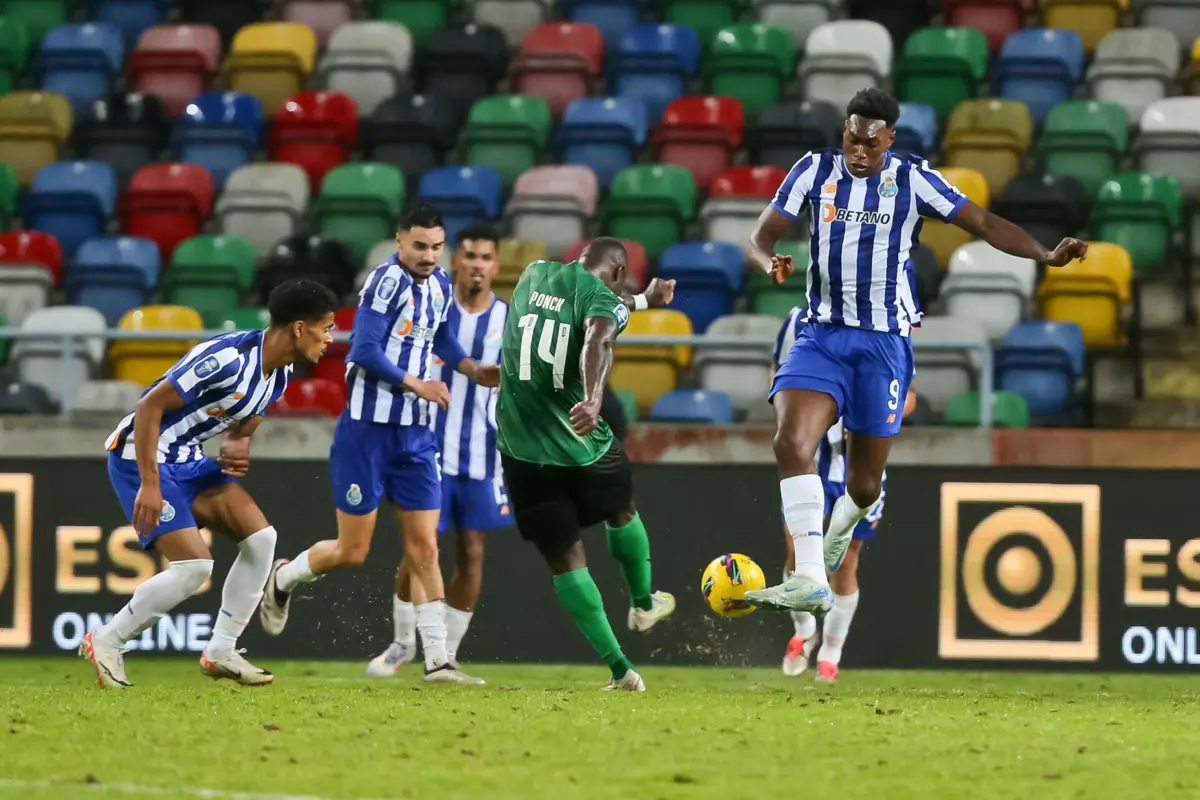 Carlos Ponck pode deixar o Moreirense
