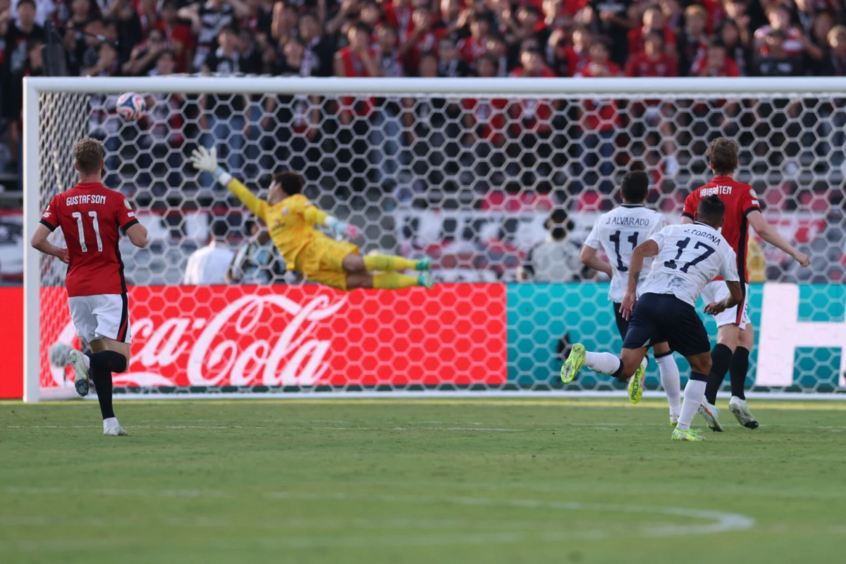 Imagem de contexto do artigo Ex-FC Porto Corona marcou um golaço no Mundial de Clubes: veja o lance