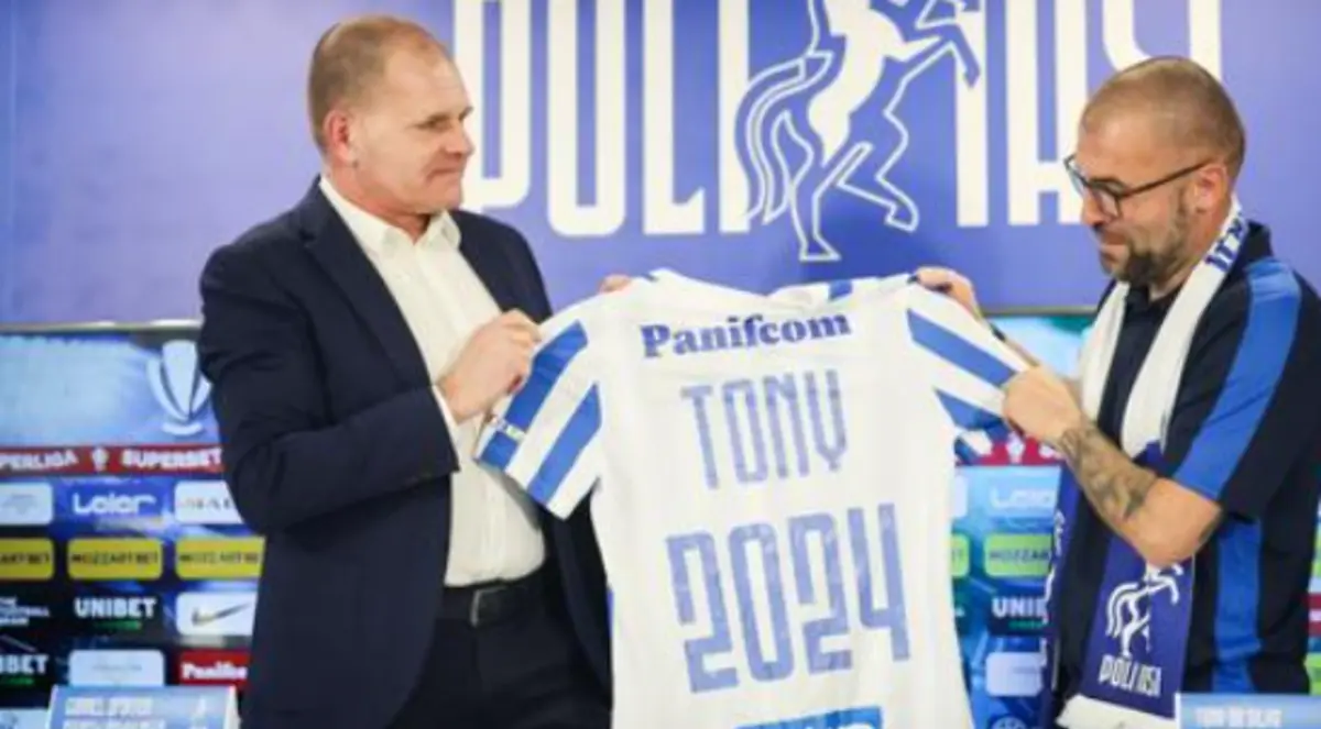 Imagem de contexto do artigo Tony apresentado como treinador do Politehnica Iasi: "Chego com coração aberto"
