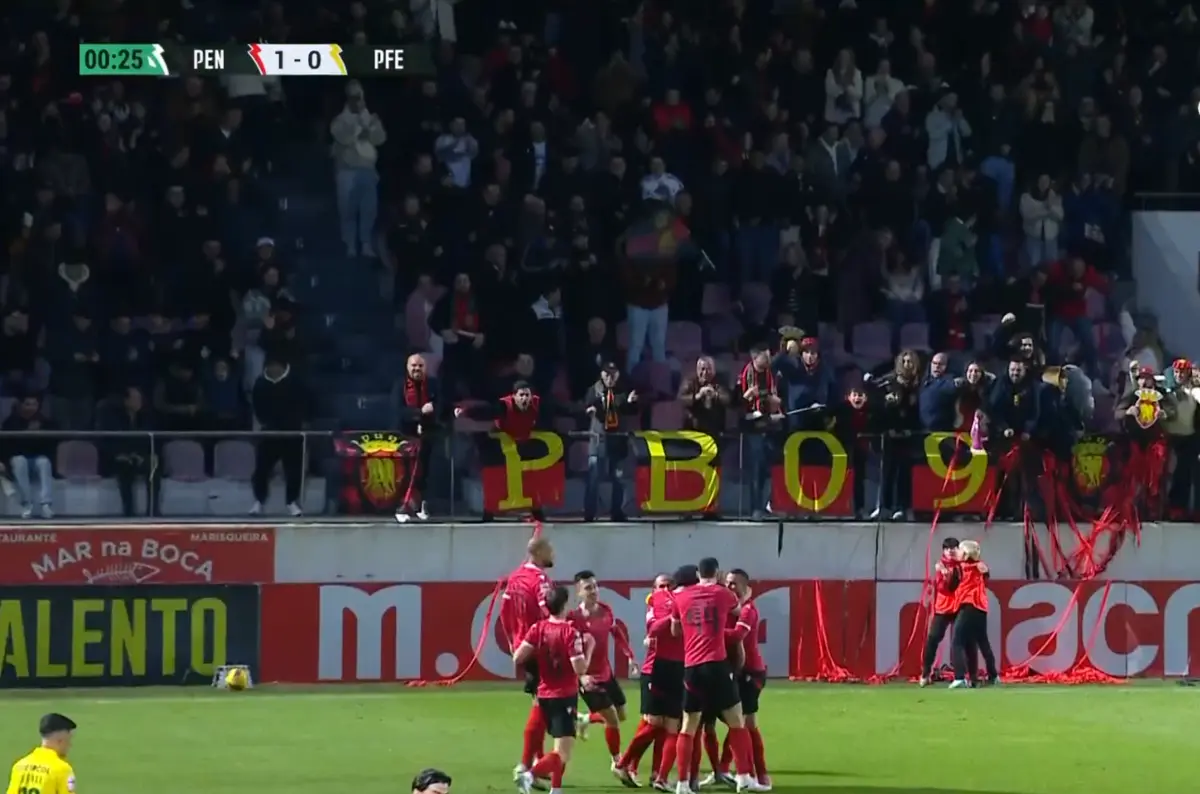 Imagem de contexto do artigo Dérbi na II Liga: Penafiel marca aos 16 segundos, Paços de Ferreira empata logo a seguir