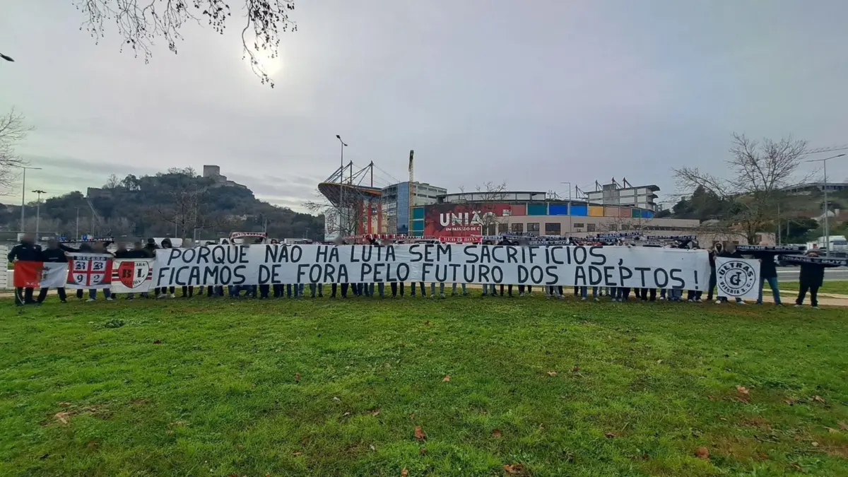 Imagem de contexto do artigo Claques de Vitória e Braga juntas em Leiria em boicote à Taça da Liga
