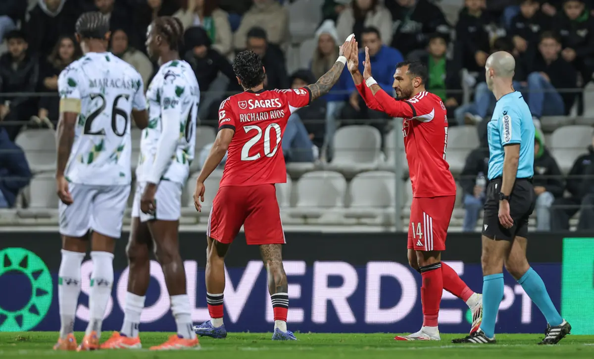 Pavlidis marcou três golos