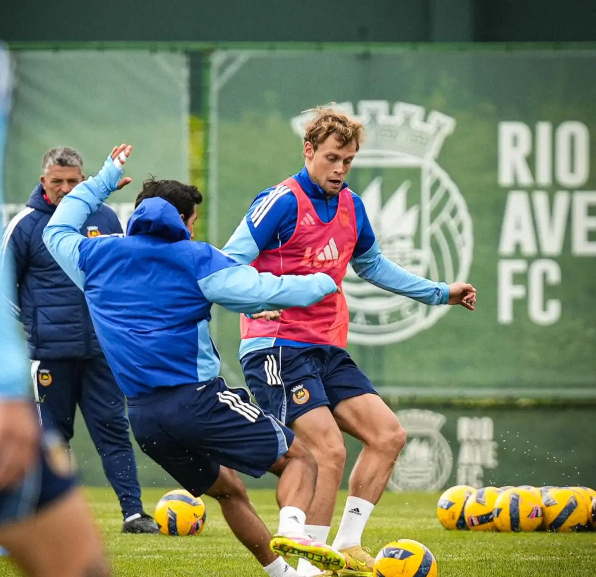 João Tomé e João Graça são os representantes portugueses num plantel com 15 nacionalidades estrangeiras