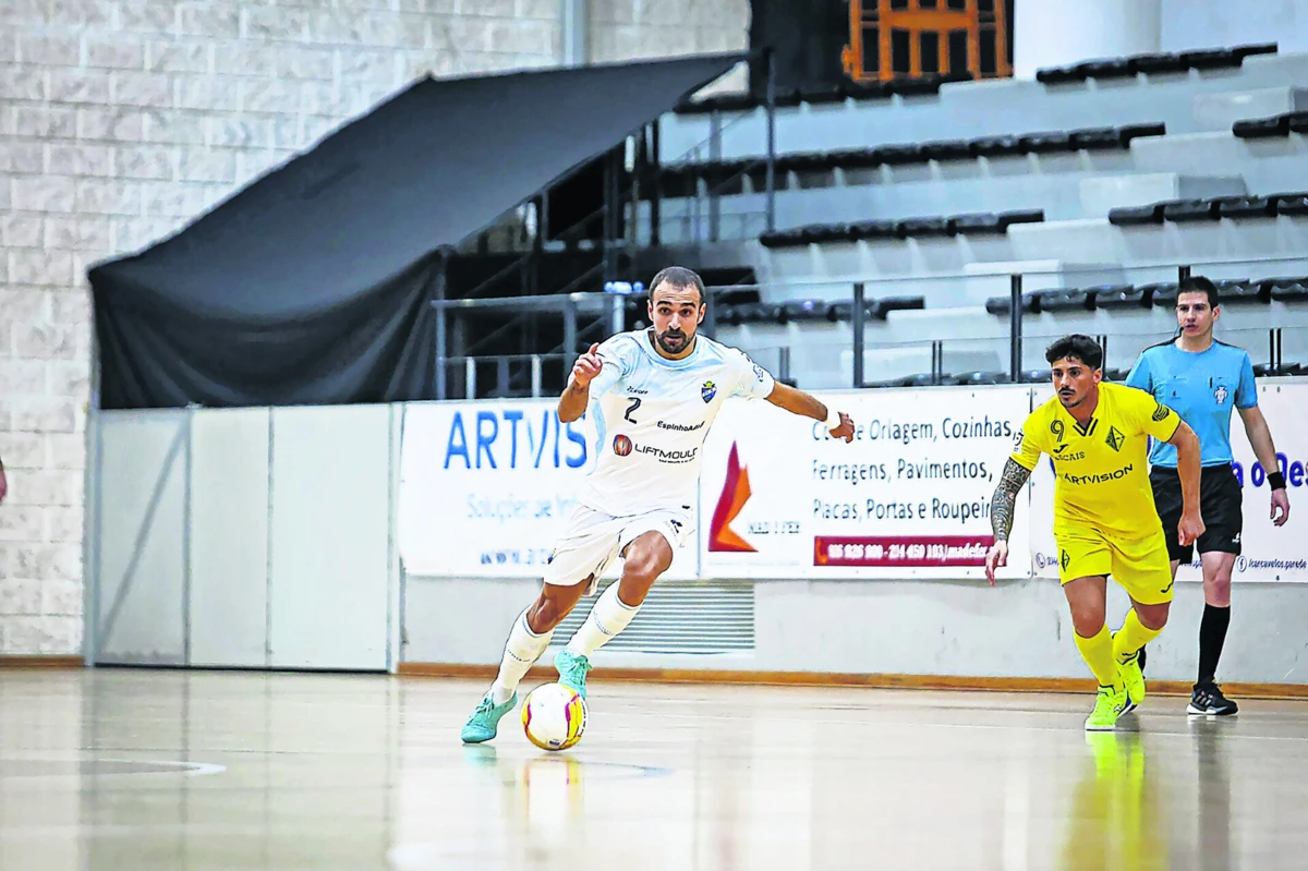 Imagem de contexto do artigo "Somos o único clube do campeonato que não é profissional. Isso diz muito"