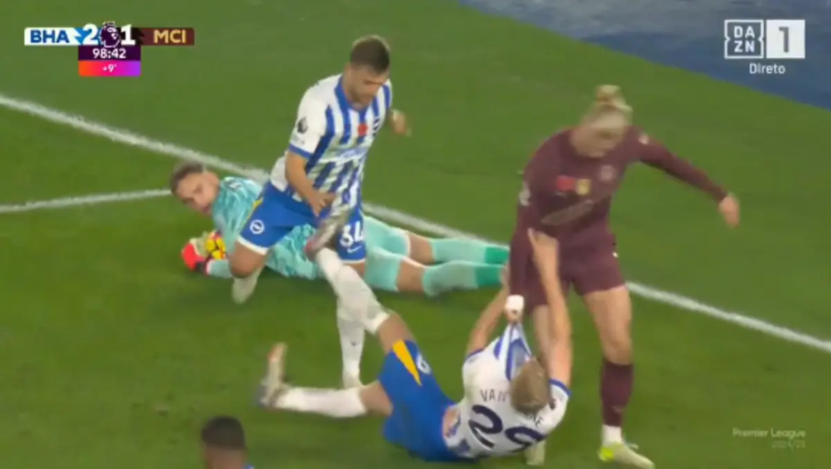 Haaland e Foden (Créditos: AFP)