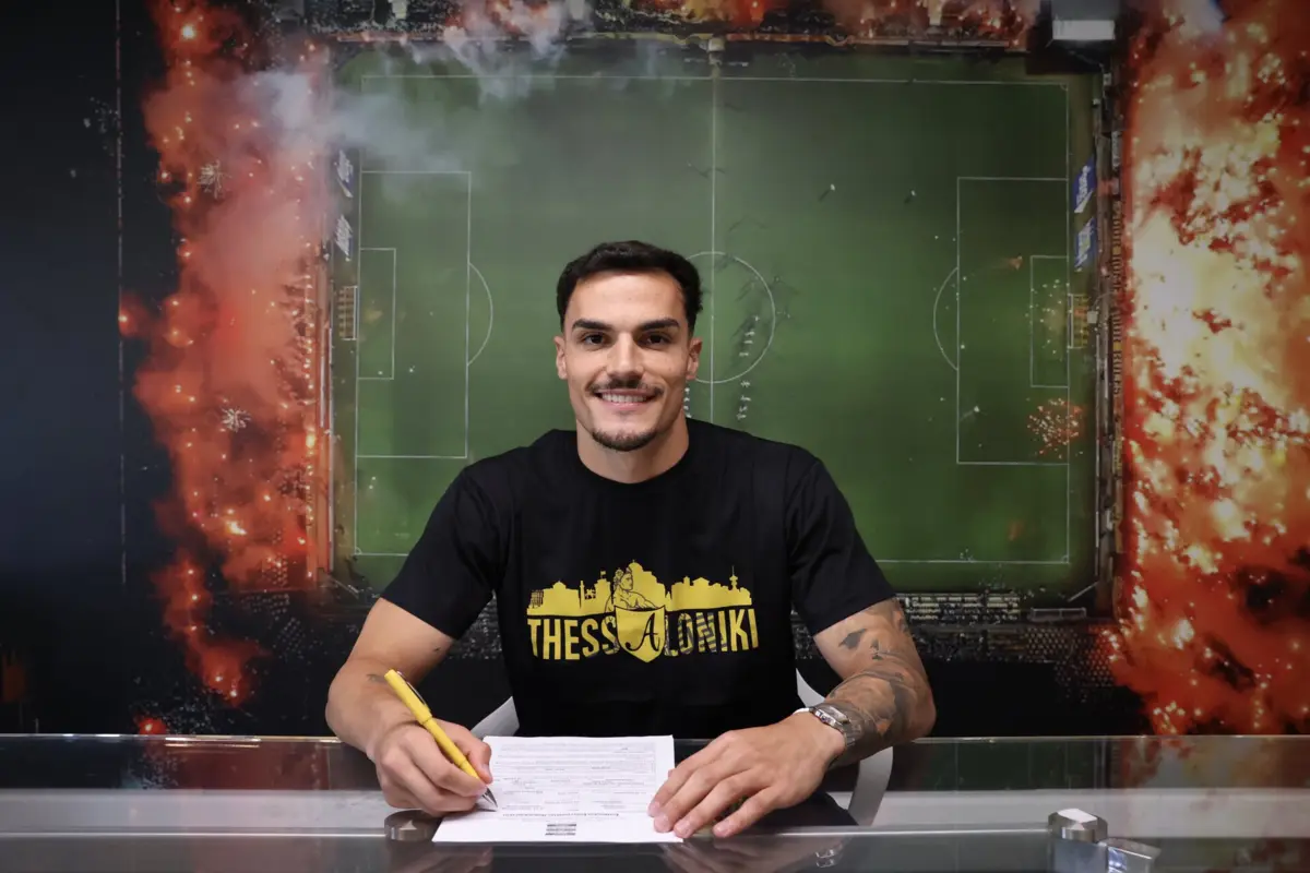 Imagem de contexto do artigo Central Pedro Álvaro assina por quatro épocas com os gregos do Aris