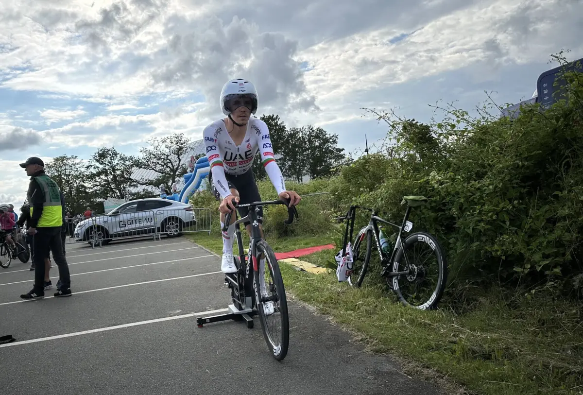 Imagem de contexto do artigo Ivo Oliveira em segundo no prólogo da Boucles de la Mayenne