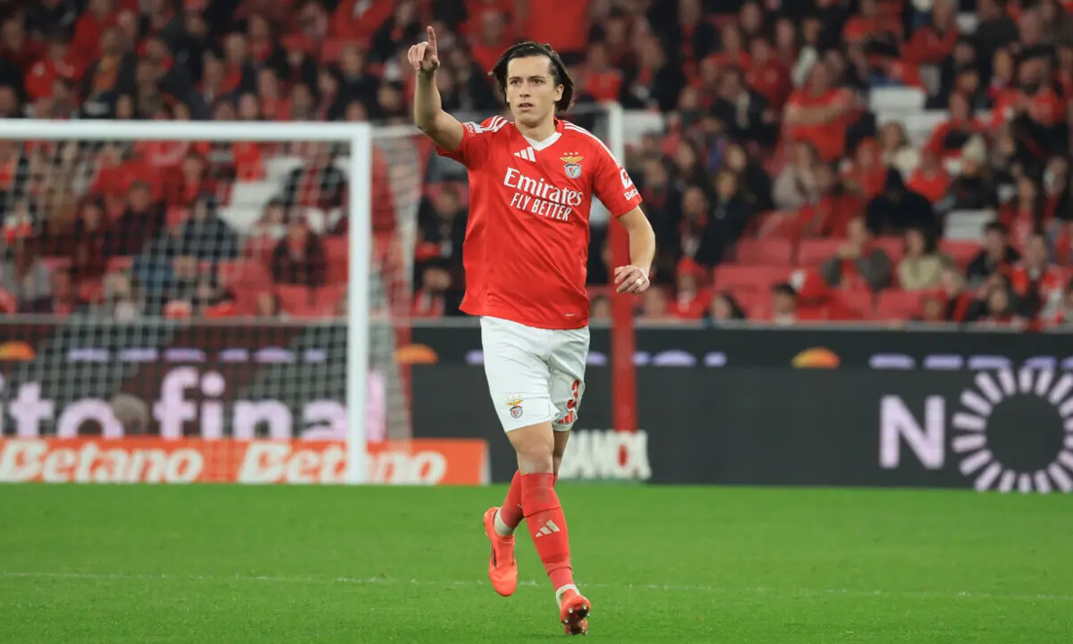Imagem de contexto do artigo Benfica confirma venda de Carreras ao Real Madrid e o valor do negócio