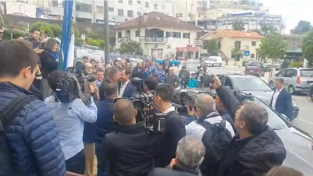 Imagem de contexto do artigo Villas-Boas em Resende: receção com aplausos e o hastear da bandeira