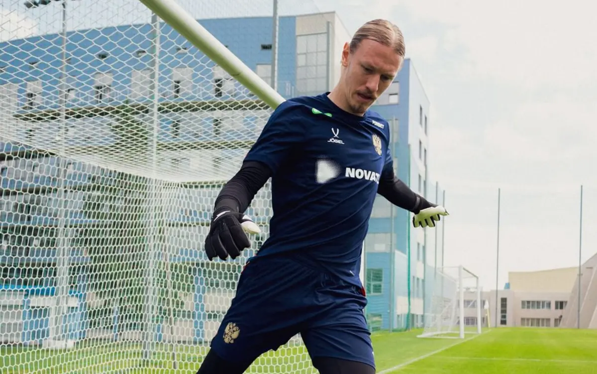 Matvey Safonov (Créditos: FC Krasnodar)