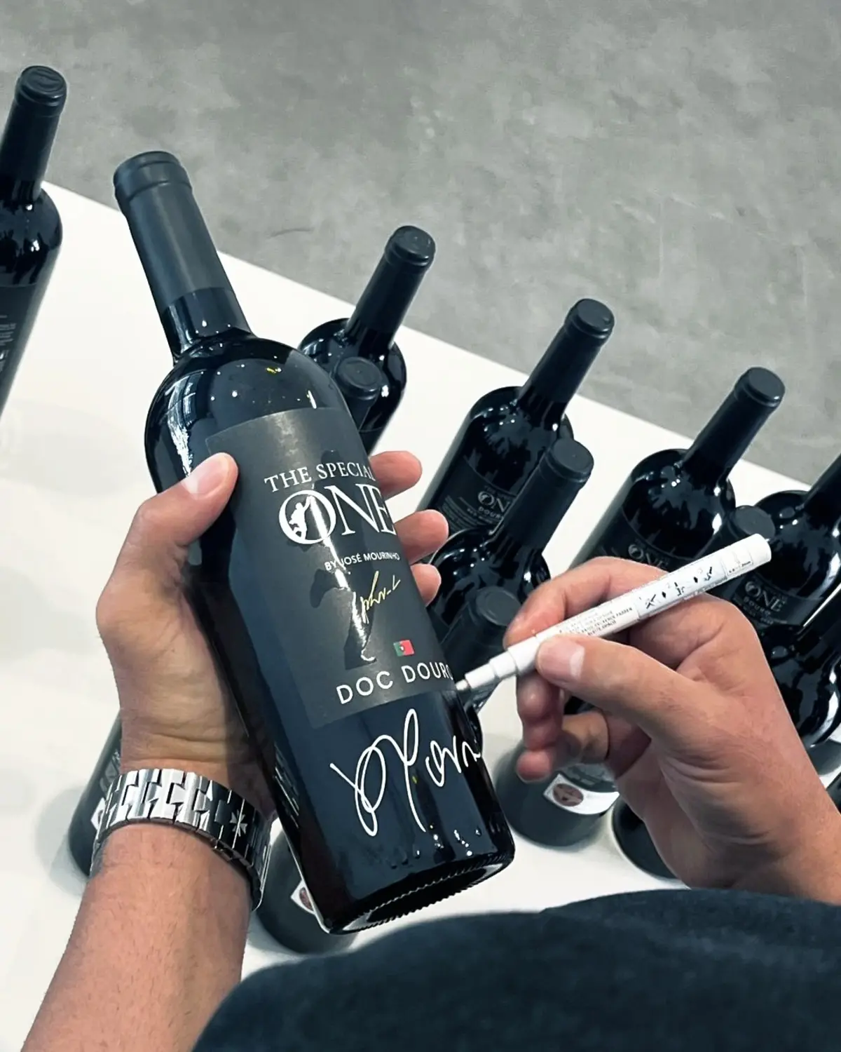 Imagem de contexto do artigo Vinho "Special One", de José Mourinho, já se encontra à venda