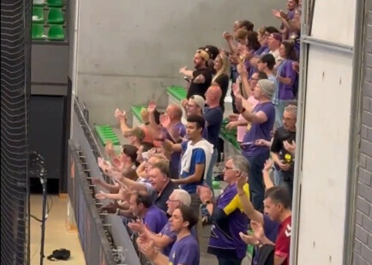 Imagem de contexto do artigo Adeptos do Nantes cantaram pelo Sporting na Champions de andebol: o vídeo