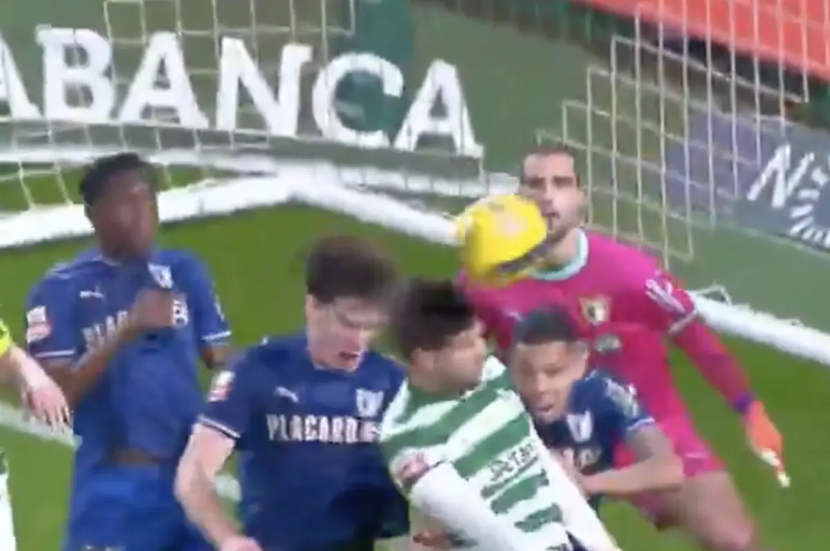 Imagem de contexto do artigo De cabeça, Daniel Bragança desfaz o nulo no Sporting-Famalicão. Veja o golo