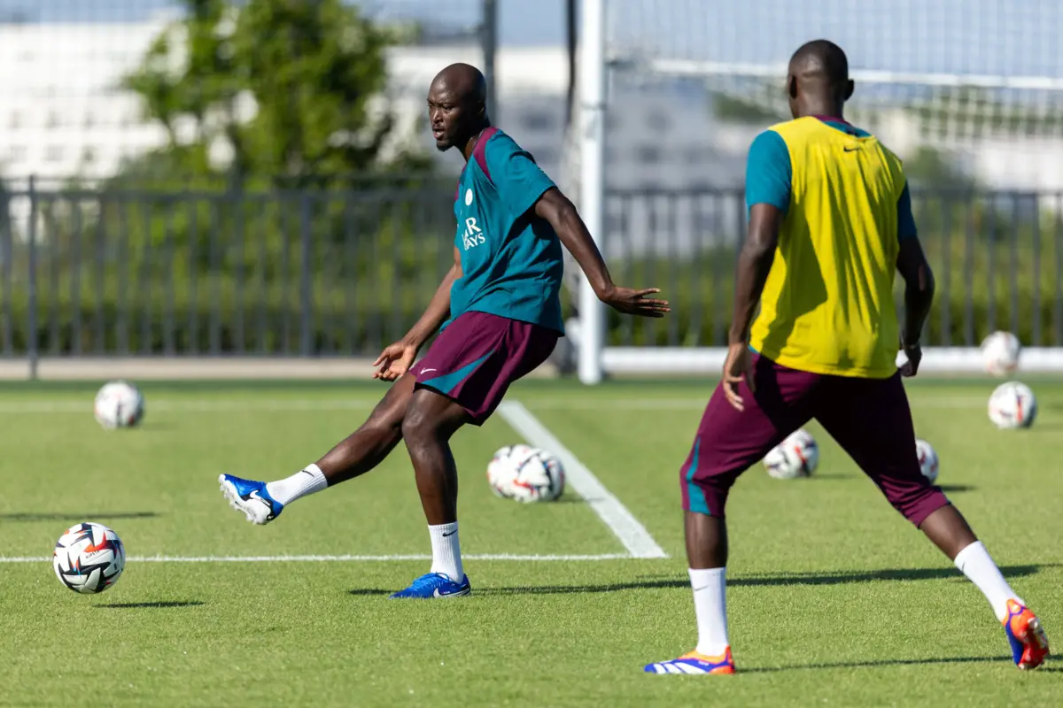 Danilo (Créditos: PSG)