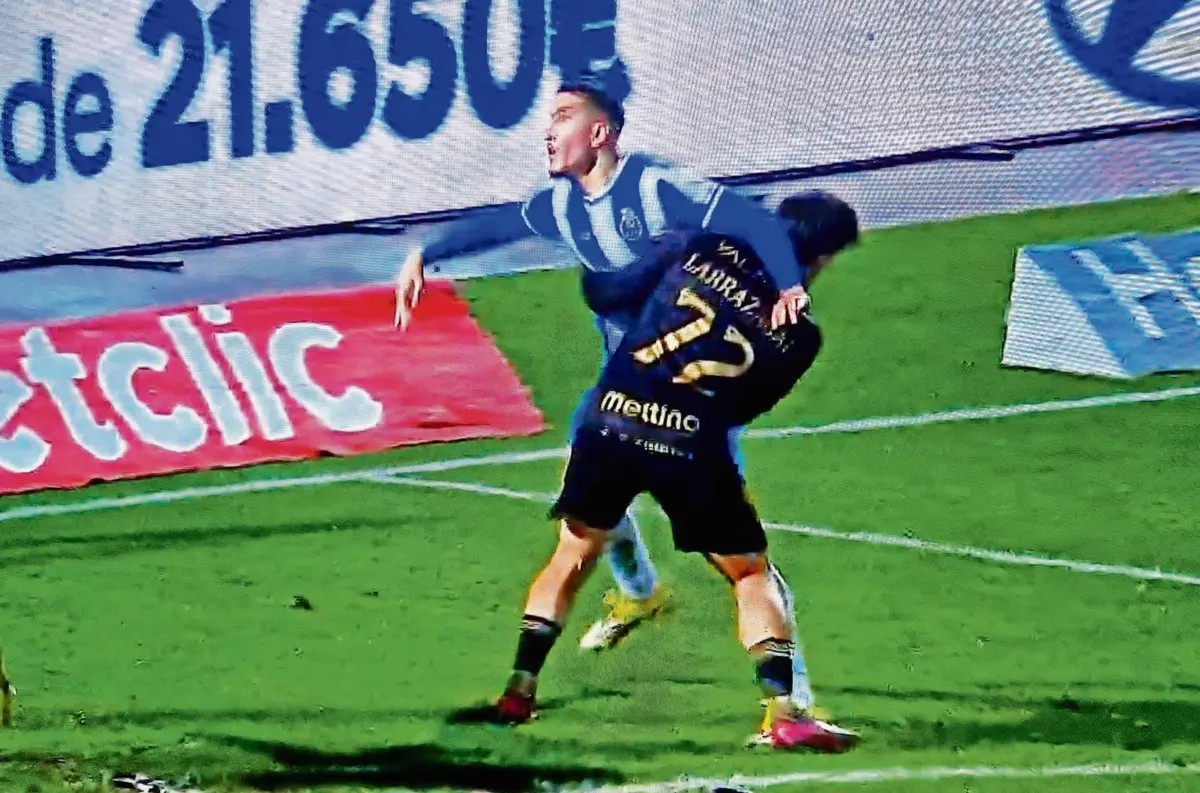 Imagem de contexto do artigo Tribunal O JOGO | Larrazabal comete penálti sobre Deniz Gul?