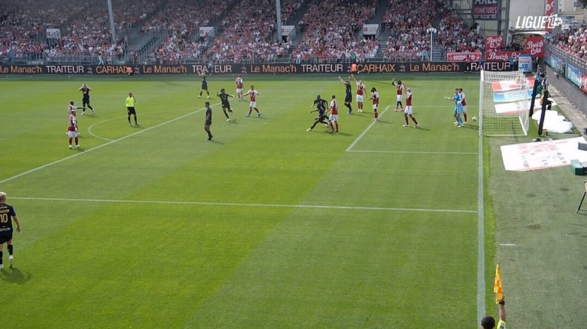 Imagem de contexto do artigo Imbróglio a abrir a Ligue 1: Brest impugna decisão arbitral no jogo com o Lille
