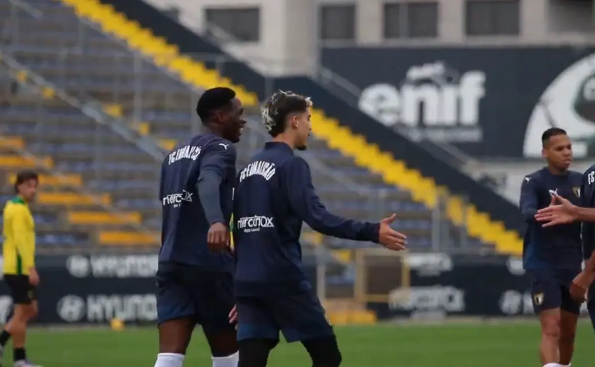 Imagem de contexto do artigo Famalicão perdeu com Paços de Ferreira, mas Zabiri tentou outro resultado: veja os golos